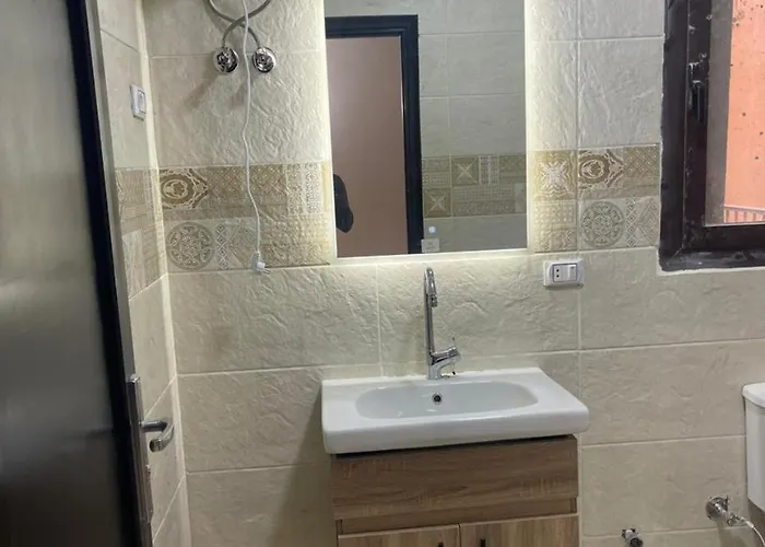 مبارك *
