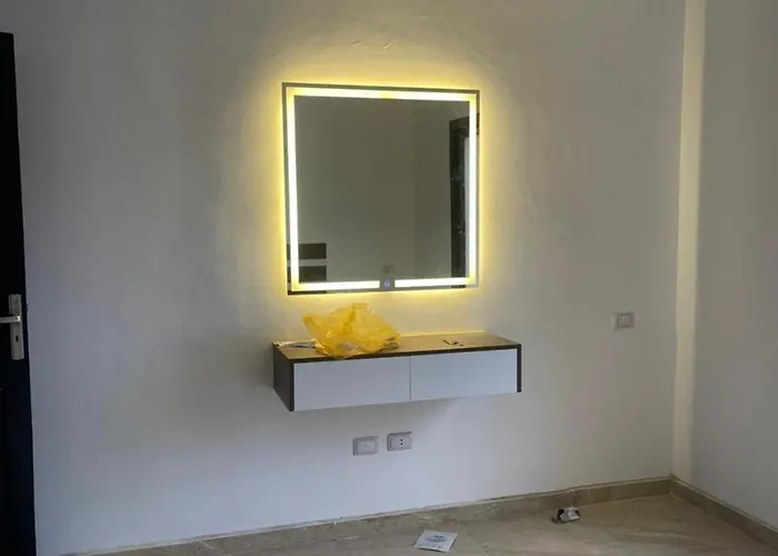 مبارك *